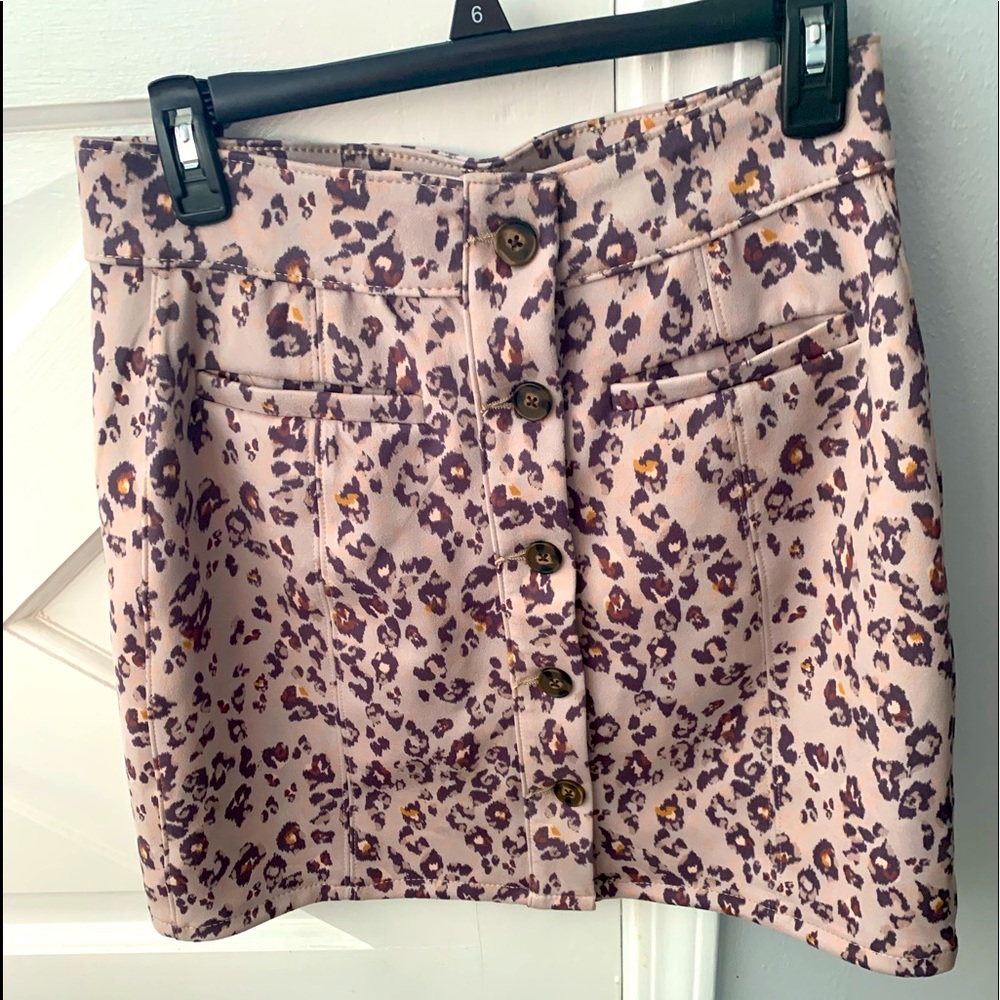Maurice’s animal print button front skirt